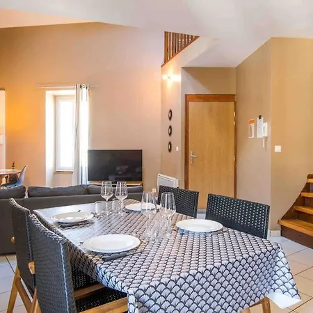 Appt Duplex Pour 6 Pers En Centre-ville/fibre Millau